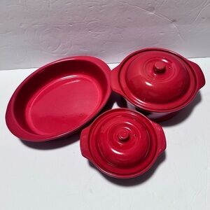 Made In Portugal Stoneware Watermelon Colored 5 Piece Baking Set